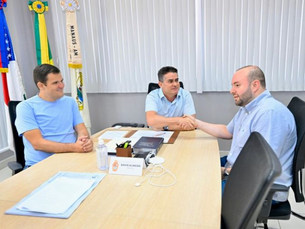Deputado Fausto Junior destina emenda de R$ 12 milhões à Prefeitura para reestruturação da Fundação Doutor Thomas