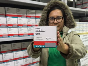 Amazonas recebe mais 70 mil doses de vacina contra Covid nesta segunda