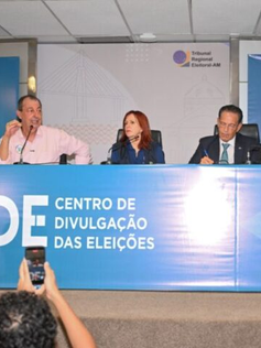 “Eu quero eles na cadeia”, dispara Omar ao anunciar pedido de prisão contra Maria do Carmo e outros por ataques à filha