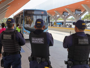 Prefeitura diz que assaltos em ônibus caíram drasticamente depois do aumento de efetivo da Guarda Municipal