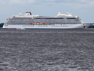 Temporada de Cruzeiros em Manaus recebe o sexto navio com mais de mil turistas estrangeiros