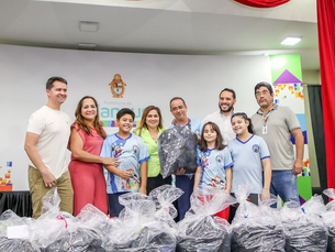 Prefeitura de Manaus lança projeto voltado à prática de xadrez em escolas municipais