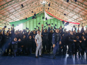 Prefeitura apresenta 127 novos guardas municipais e lança operação ‘Boas Festas’ em reforço histórico à segurança pública