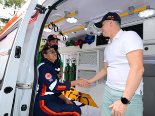 David entrega novas ambulâncias para o Samu e leilão de sucatas rende quase meio milhão de reais