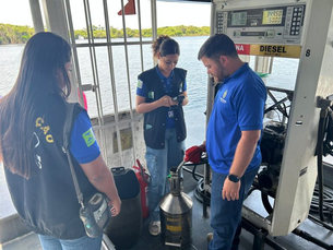 Fiscalização do Ipem-AM percorre diversos postos de combustíveis e identifica vazamento em bomba de pontão