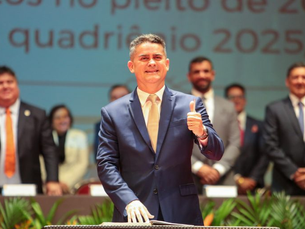 David assume o segundo mandato prometendo fazer mais e melhor nos próximos anos