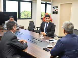 Prefeitura destaca o trabalho desenvolvido nas áreas habitacionais e fundiárias na Câmara Municipal