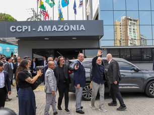 Com Omar, David e Tadeu; sem Wilson: os bastidores da passagem de Lula por Manaus