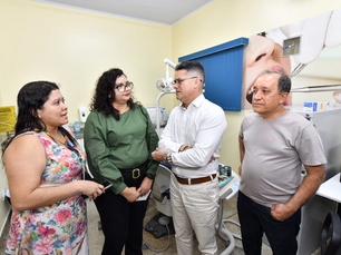 Prefeito entrega unidade de pequeno porte na zona Oeste totalmente revitalizada