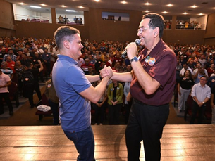 Sem Silas e Dan, mas com vereador do Republicanos na plateia, Assembleia de Deus oficializa apoio a David