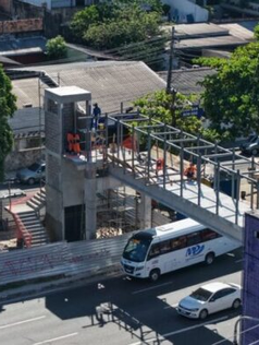 Prefeitura de Manaus conclui 65% das obras da passarela Santos Dumont