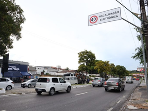 Radares da Prefeitura já detectaram mais de 156 mil infrações no trânsito de Manaus