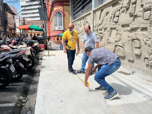 Ageman e IMMU fiscalizam uso irregular de vagas do Zona Azul no centro de Manaus