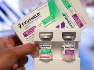 Anvisa aprova medicamento da AstraZeneca para tratamento da Covid