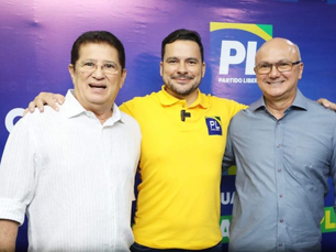 Movimentos dentro do PL indicam que haverá turbulência na escolha do candidato do partido à Prefeitura de Manaus