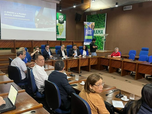 Plano Brasil Soberano é lançado em Manaus, para apoiar empresas afetadas pelo tarifaço de Trump