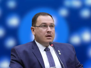 TRE-AM dá cinco dias para Raiff Matos devolver dinheiro de campanha