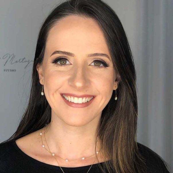 Thaís Larré Oliveira Bohn.gif