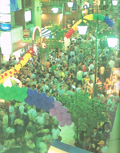 The first Tokyo Rainbow Matsuri in 2000 (Taguchi, 2021).png
