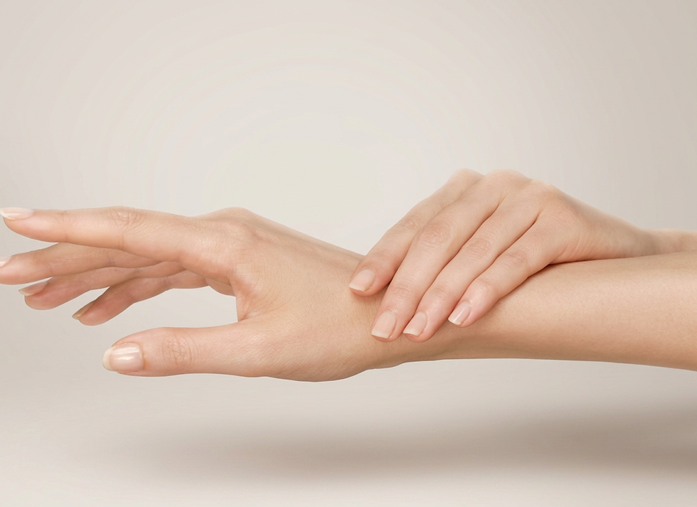 ELLEN-SIROT-HP-hand-shot-nude-1-1.jpg