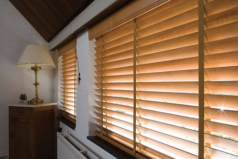 Timber-Venetian-Blinds.jpg