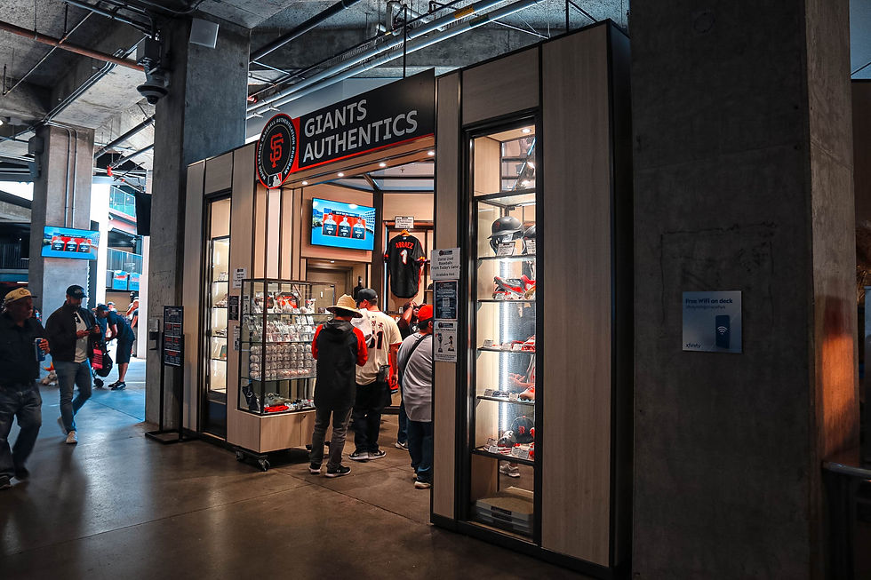 舊金山巨人甲骨文球場 實戰用品店