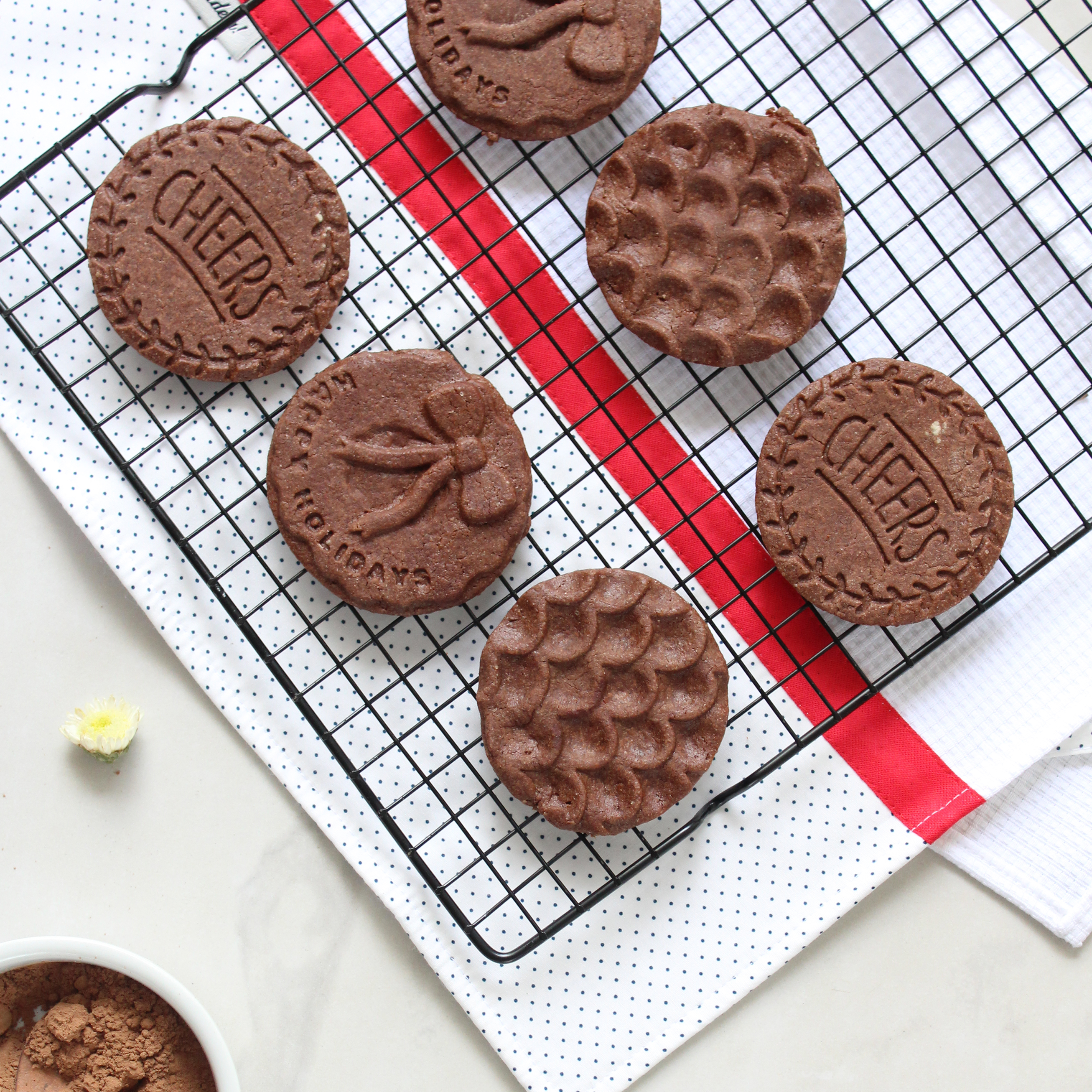 Stamp cookies
