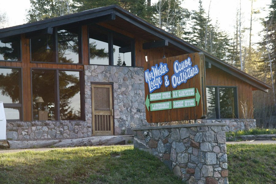 nor-wester-lodge-and