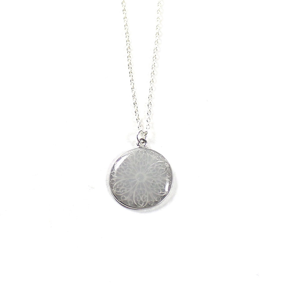 Thumbnail: Silver Daisy Flower Necklace