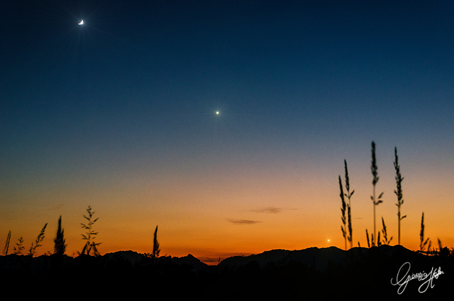 Congiunzione Luna, Venere e Giove 13.5.2013.jpg