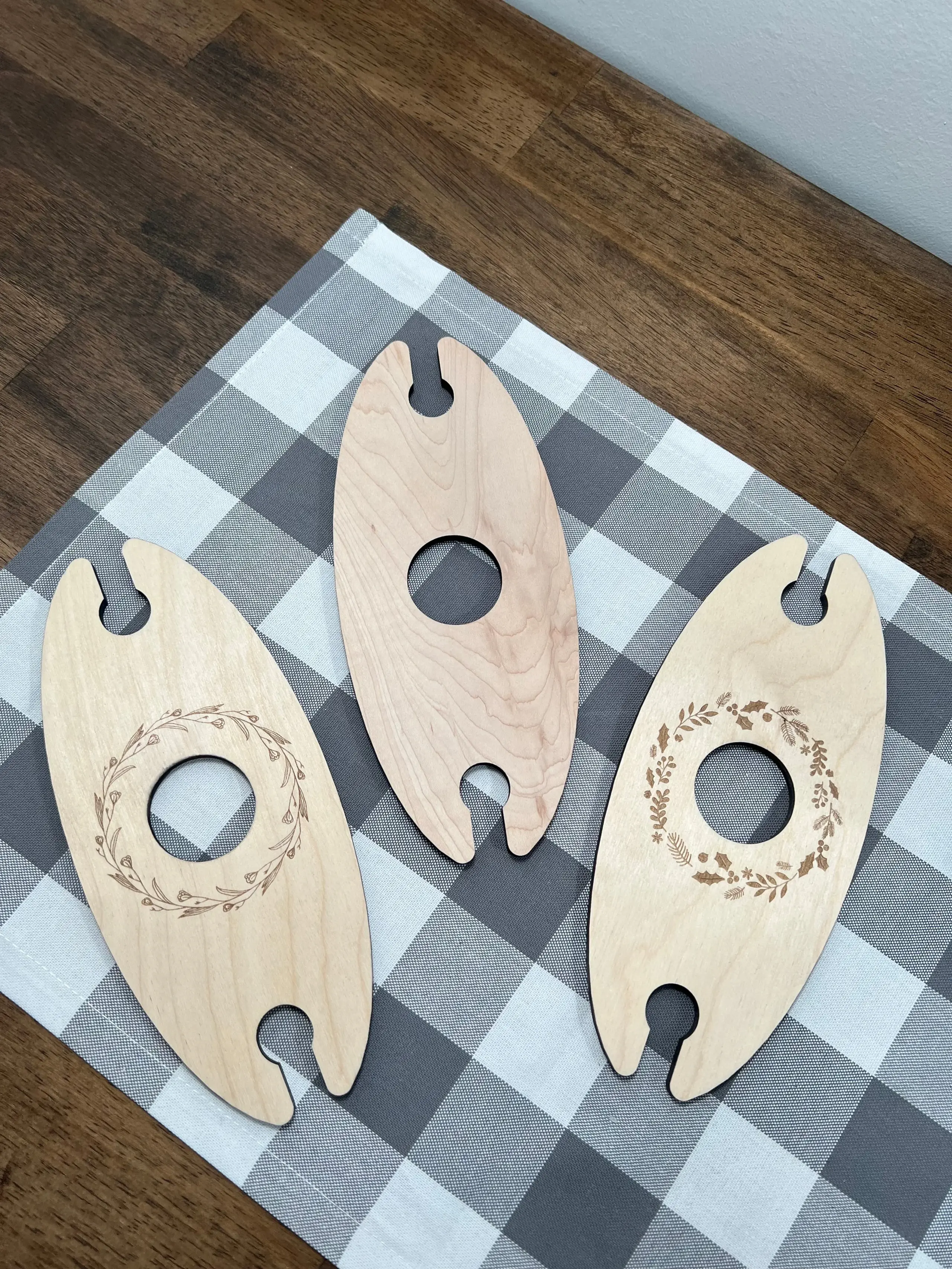 2 Glass Wood Wine Butler