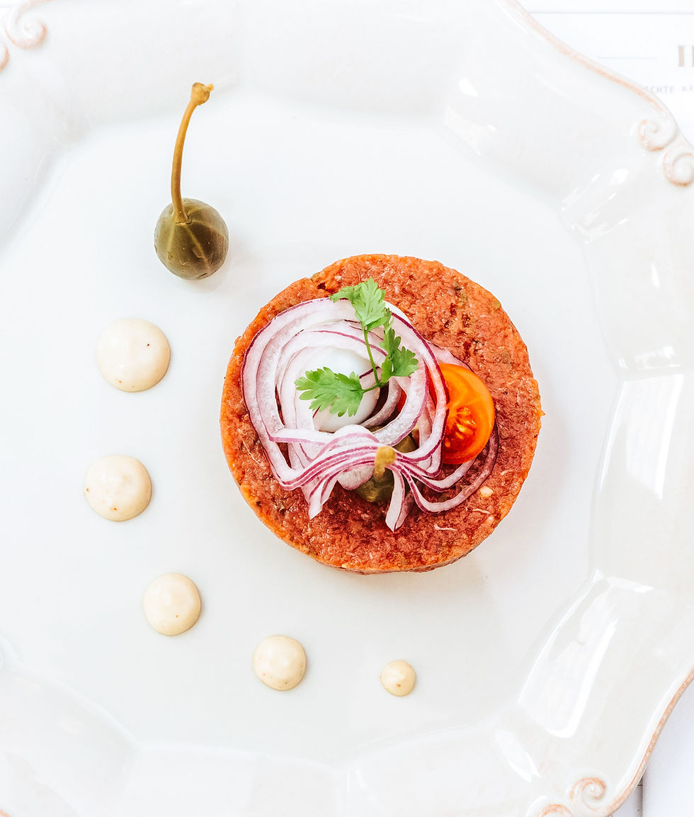 GW_Beef_Tartar_PhilippLipiarski-0258.jpg