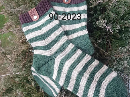 JoJo-Ferse - Wenn Sockenstricken plötzlich Sinn ergibt