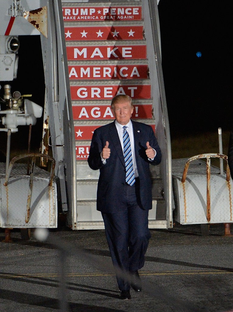 Donald+Trump+Campaigns+Ahead+Kinston, North Carolina 1.jpg