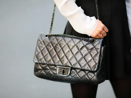 Descubra a história por trás de 8 bolsas icônicas