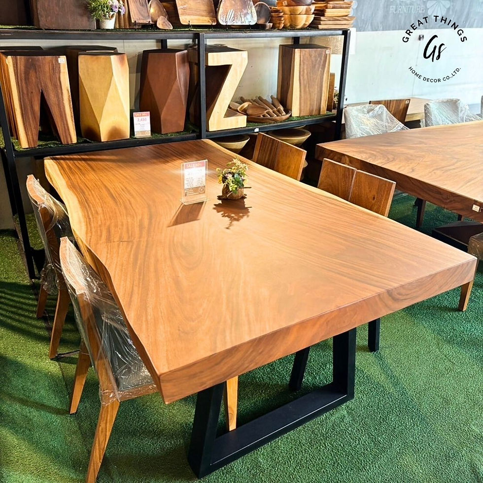 Thumbnail: André Dining Table