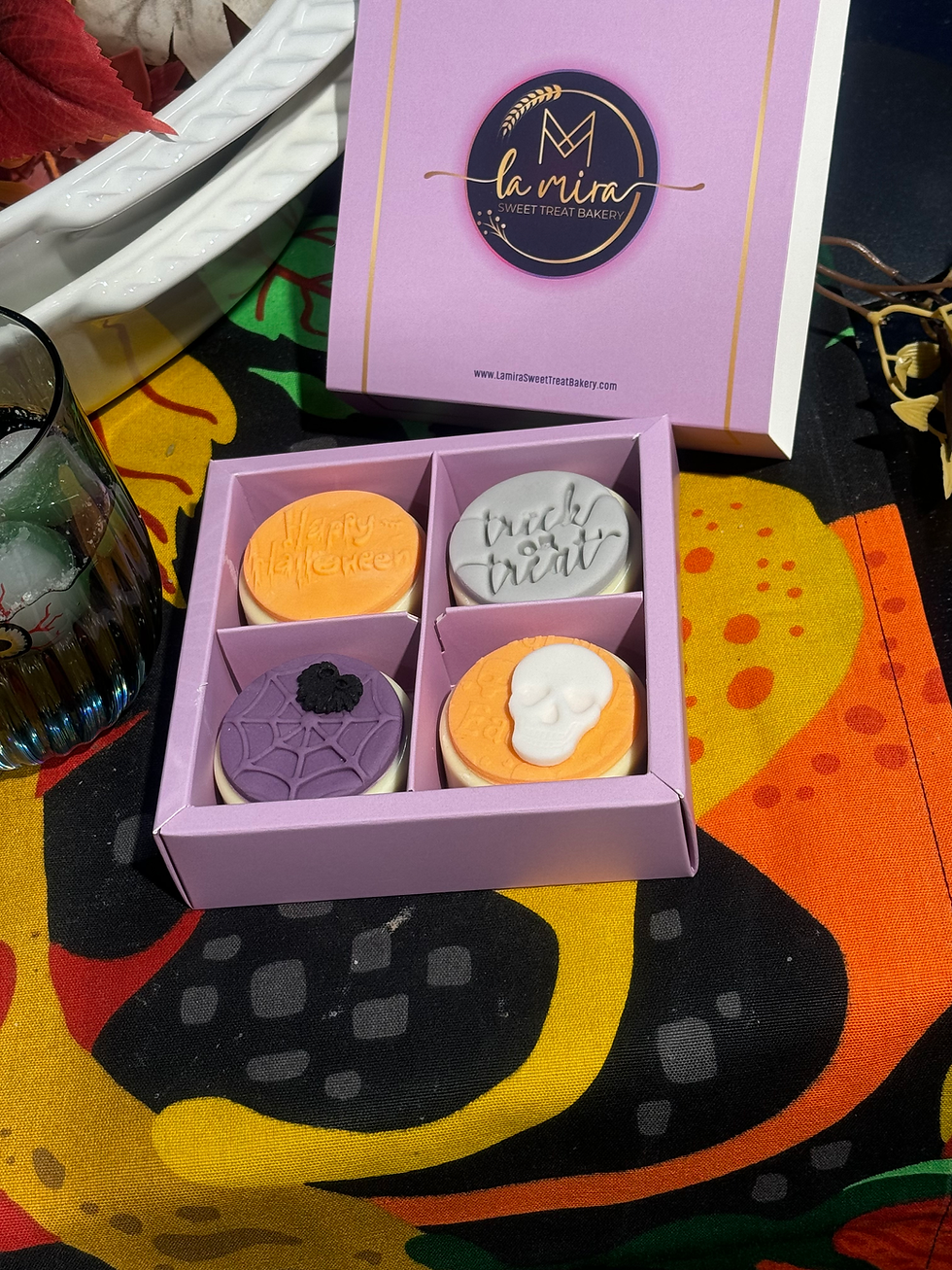 Thumbnail: Halloween Chocolate Covered Oreo Gift