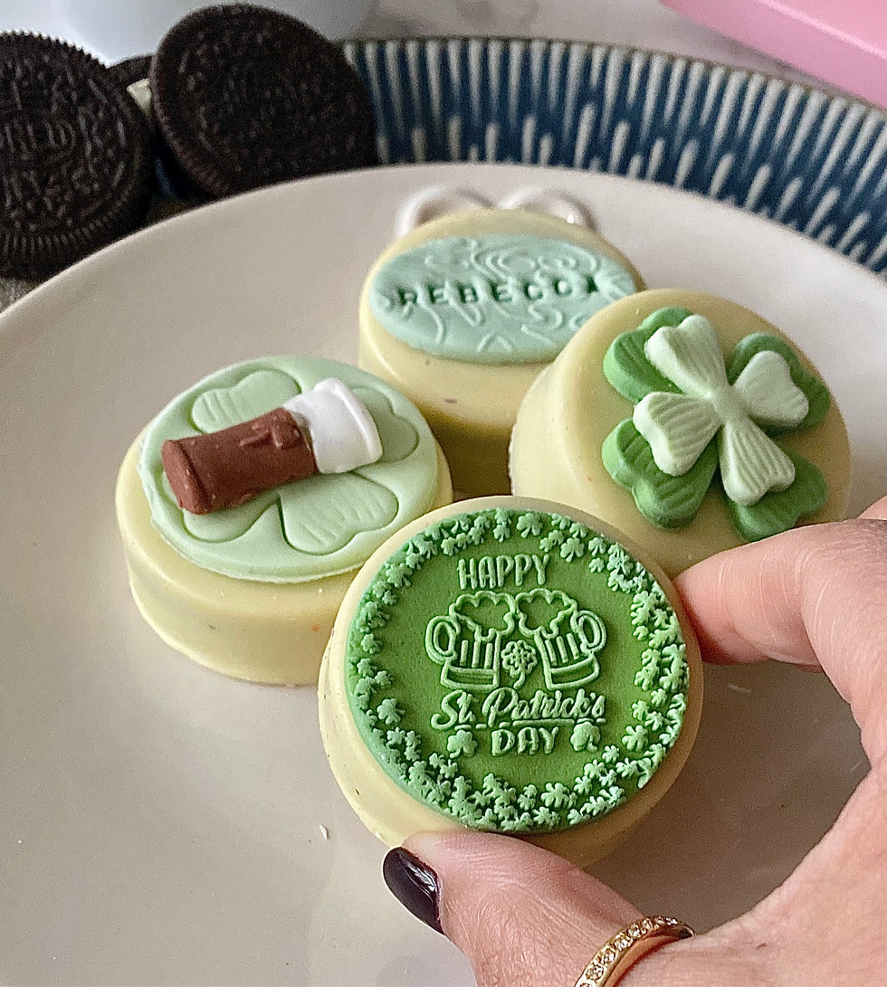 Personalised St Patrick's Day Chocolate Oreo Gift