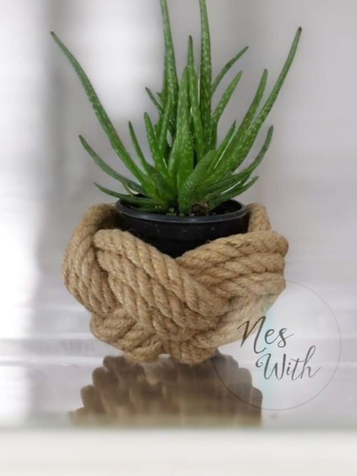 Küçük resim: Jüt Halat Hasır Sepet Mini Boy 15 cm – El Yapımı Dekoratif Sepet