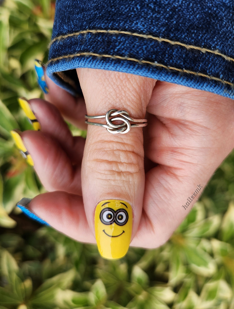 Thumbnail: Bananas!