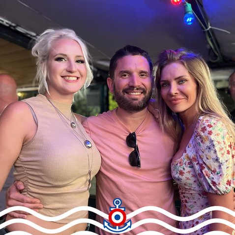 bar péniche paris_2.png