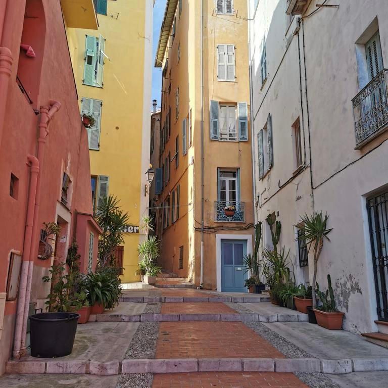 Two-Day Road Trip in Provence by Mary Katherine during her immersion in Provence in January.
