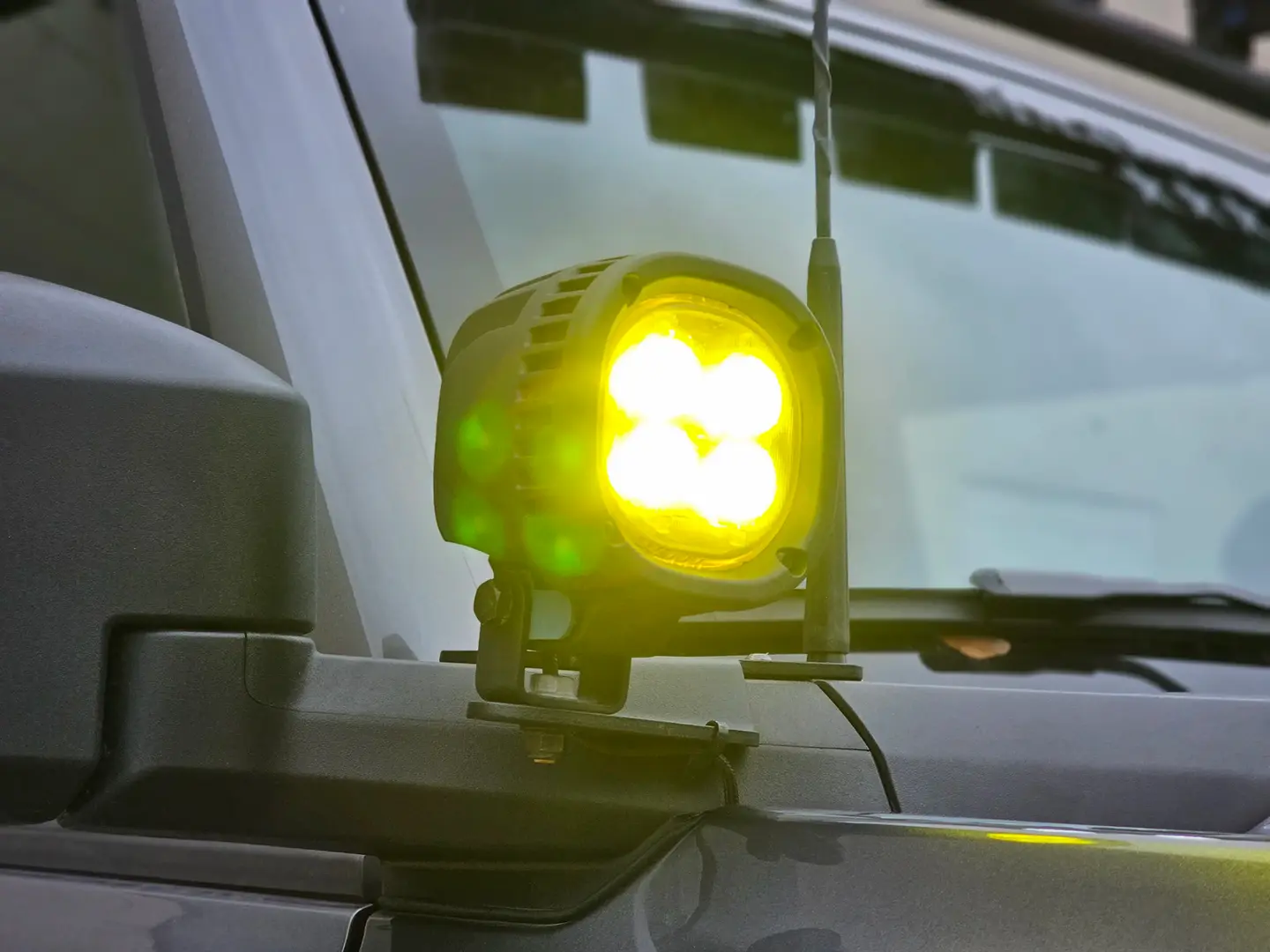 BRONCO SIDE PERIPHERAL CUBE LIGHT BRACKETS