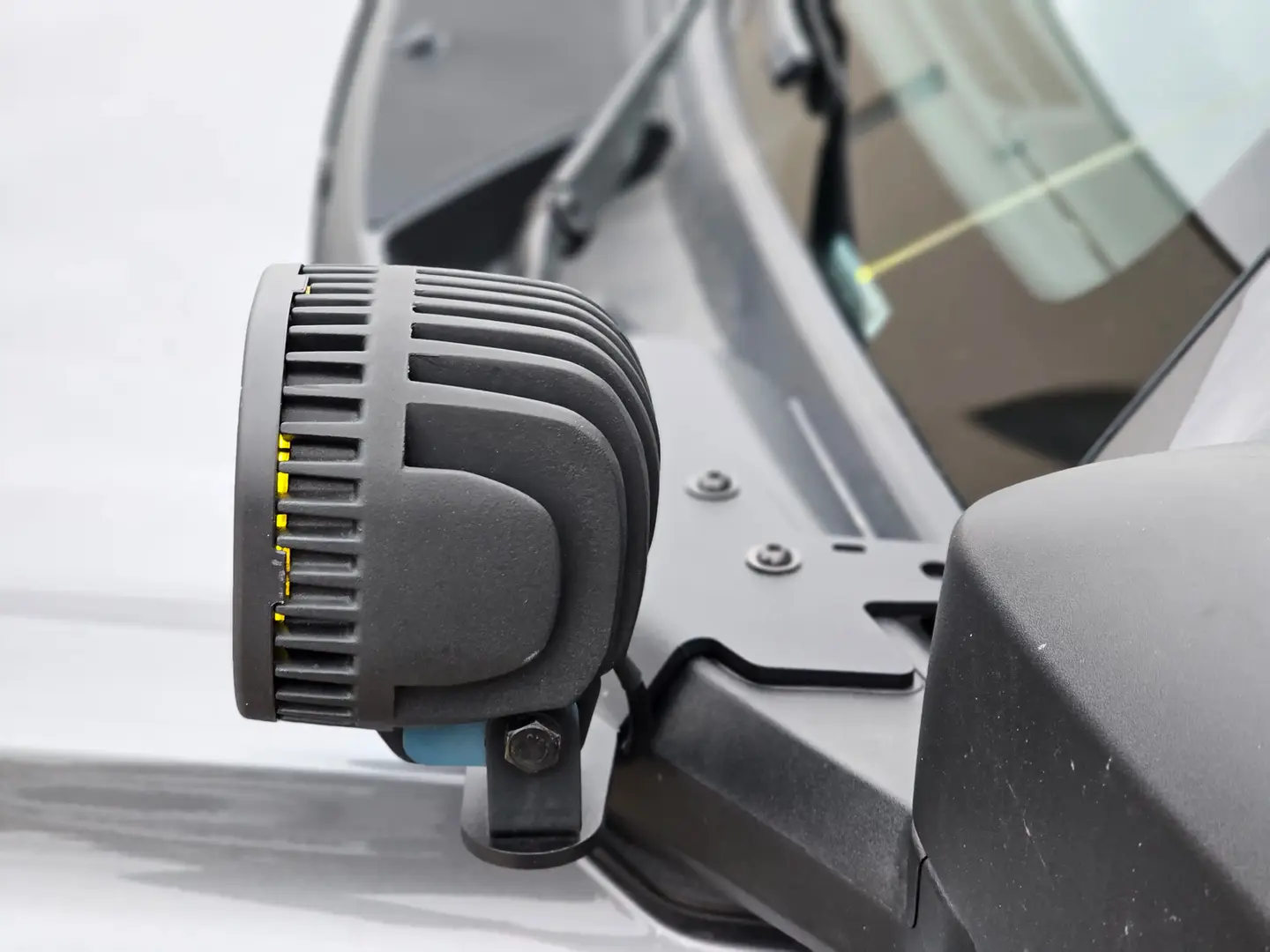 FORD BRONCO SIDE PERIPHERAL CUBE LIGHT BRACKETS