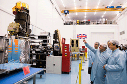 Chinese Vice Premier Ma Kai visits Surrey Satellite Technology Ltd