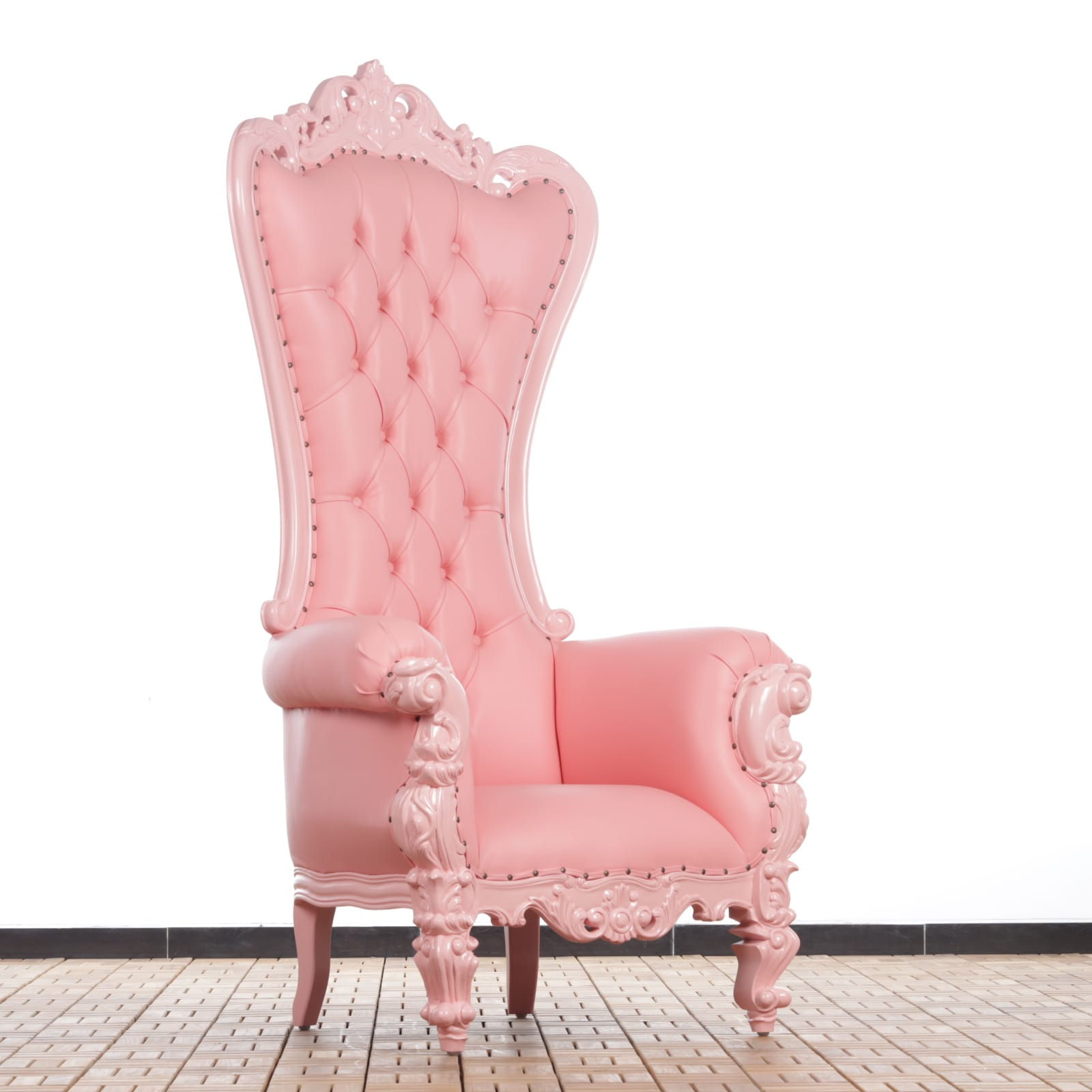 Smooth Pink 70’Queen Throne Chair