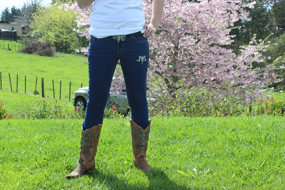 Thumbnail: Women's Classic Straight Cut Jeans