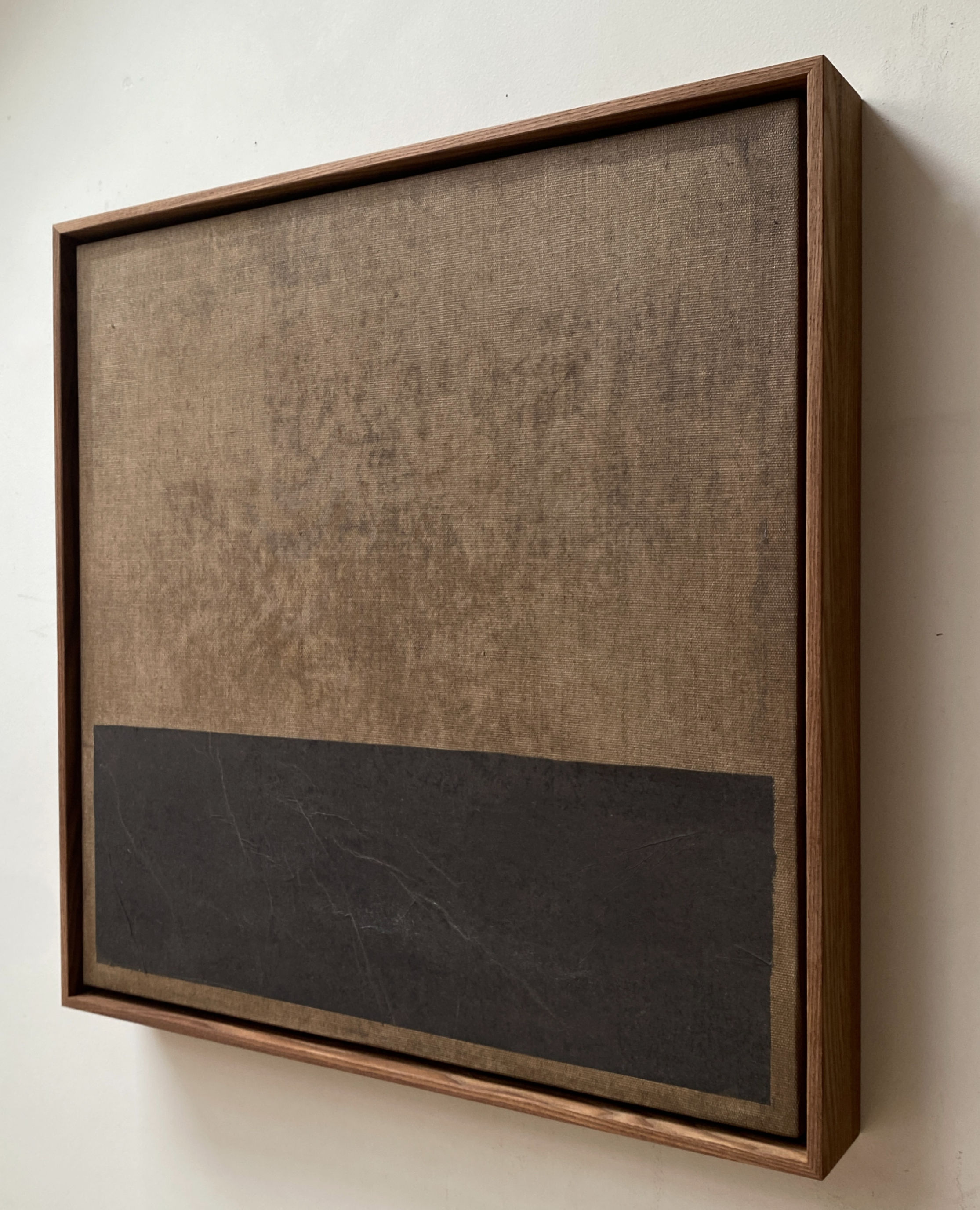 Elements 2.2026 53cm x 53cm x 7cm (w ramie)