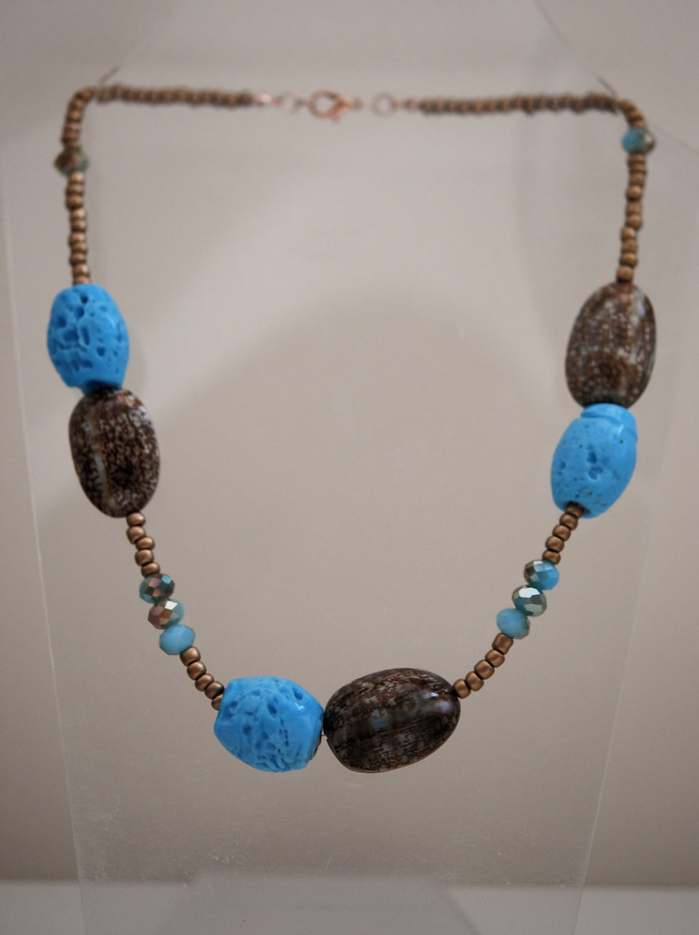Thumbnail: Ketting Blue Ceramic Shell