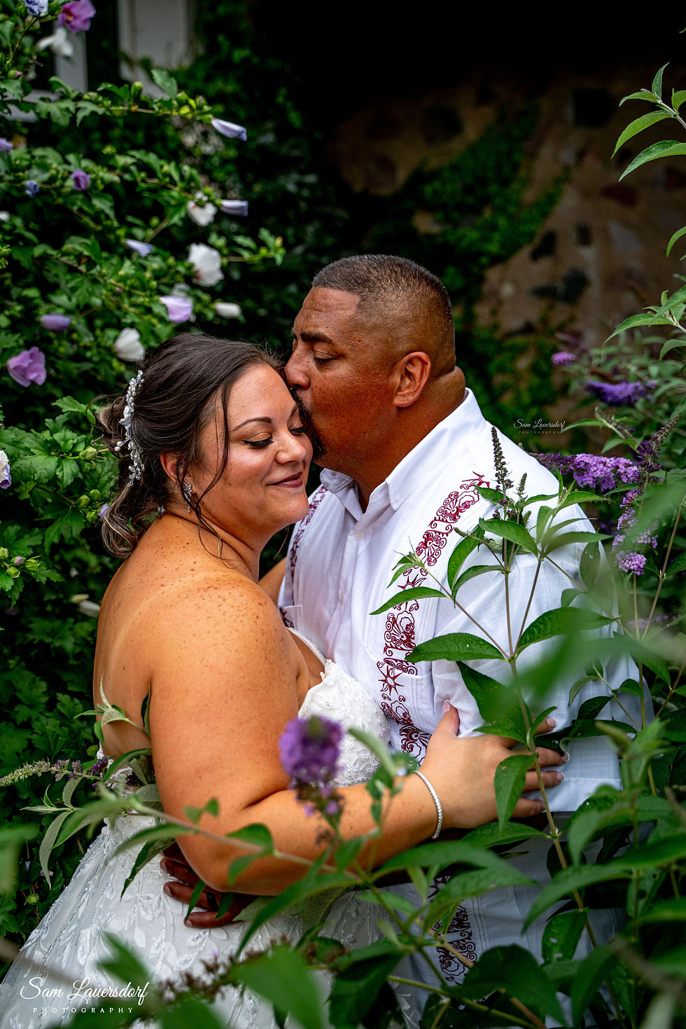 Boerner Botanical Gardens, summer wedding, bride and groom purple flowers